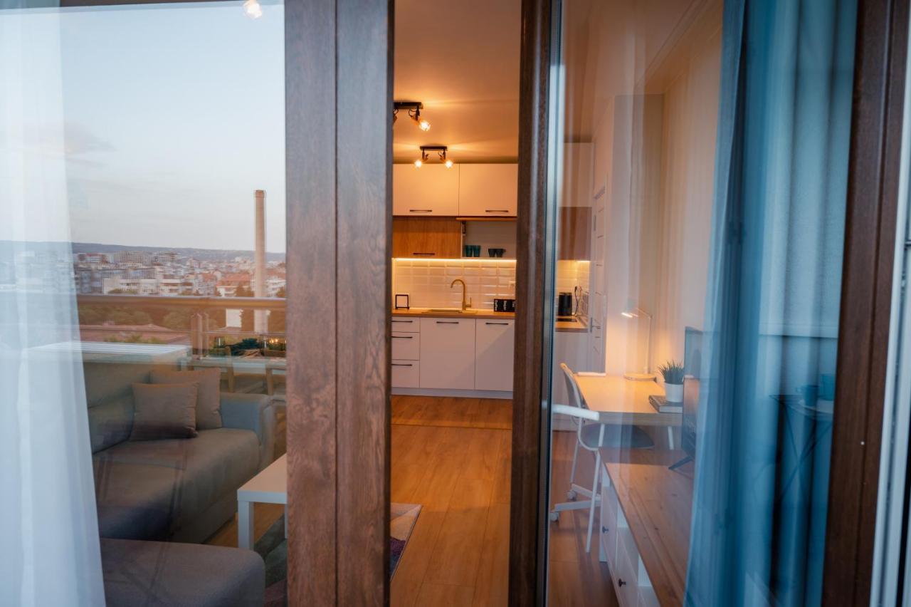 Emerald Suite With Private Parking 瓦爾納 外观 照片
